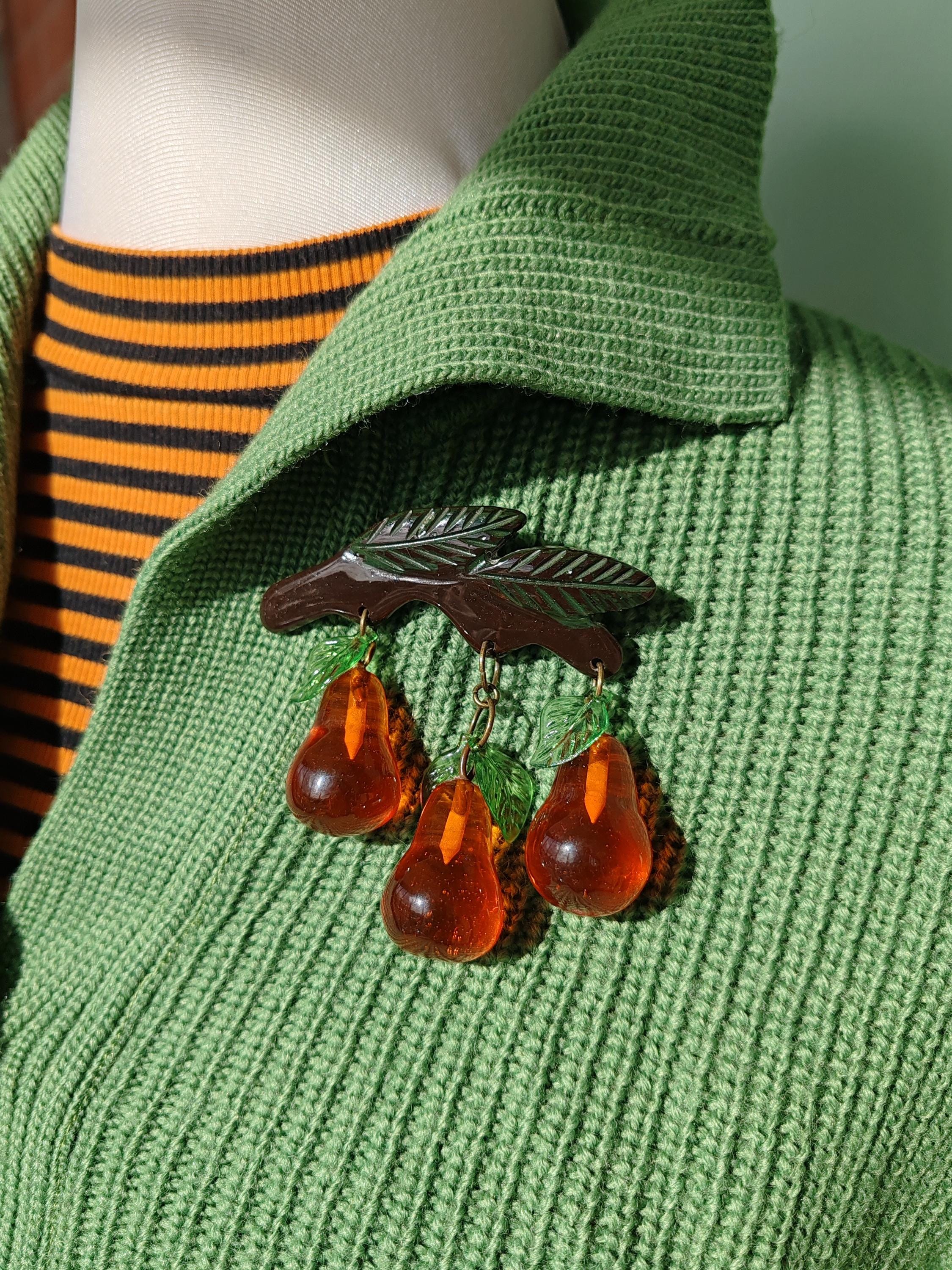 Vintage Bakelite - Etsy