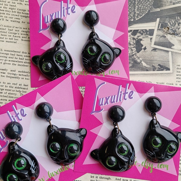 Boucles d'oreilles grand félin ! Bijoux fantaisie en bakélite imitation chat noir d'inspiration vintage - Style années 40 50 par Luxulite