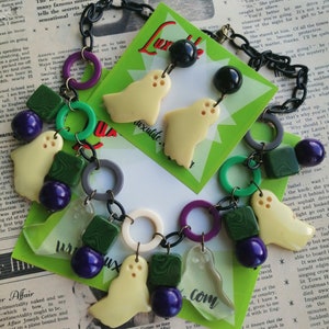 Friendly Ghosts! Extra full, Statement Halloween ghosts necklace - Colourful vintage bakelite fakelite inspired by Luxulite