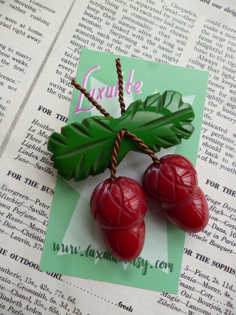 Mini Log Lady brooch Acorns 1940s 50s bakelite fakelite style Etsy