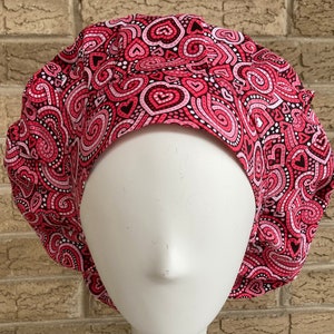Satin Lined Bouffant Scrub Hat: Retro Paisley Hearts - Valentine's Day - 0017Lb