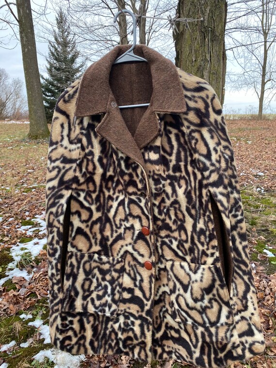 VTG 1970s Leopard Poncho