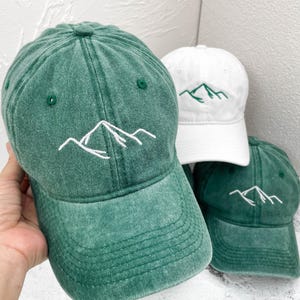 Bestickter Camp Bachelorette Hut | Personalisierte Junggesellinnenparty Hüte | Brautparty Geschenke | Brautparty Geschenk | Brautjungfer Geschenke