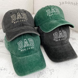 Personalized Dad Embroidered Hat | Custom Mom Hat with Est Year | Vintage Baseball Cap for New Dad | Fathers Day Gift for Dad, Papa