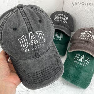 Personalized Dad Embroidered Hat | Custom Mom Hat with Est Year | Vintage Baseball Cap for New Dad | Fathers Day Gift for Dad, Papa