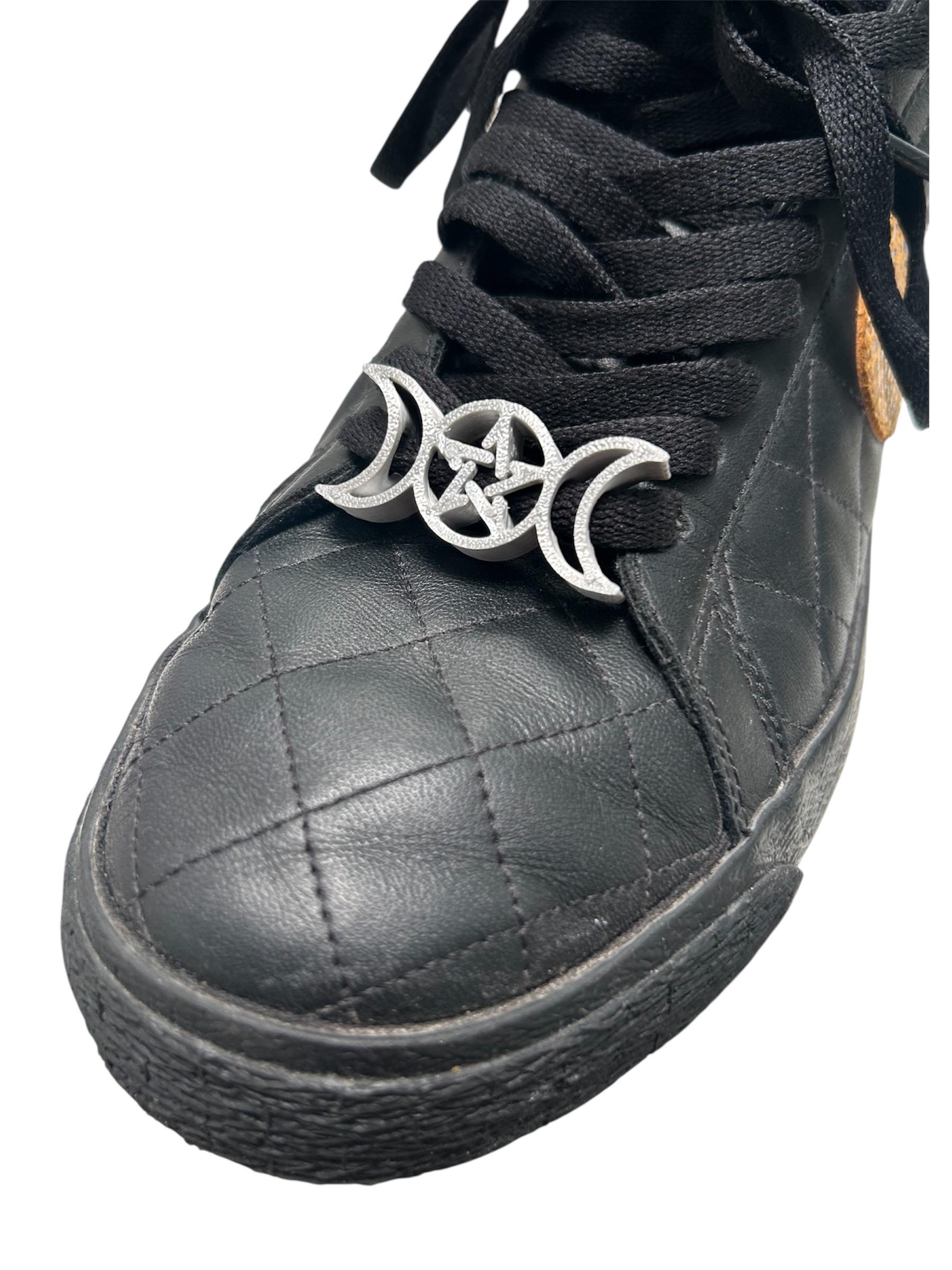 Witchy Crescent Moon Pentagram Shoelace Charm – Wiccan Magick Lace