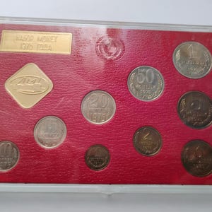 USSR 1975 Mint Set - No box - 9 coins, 1 medal