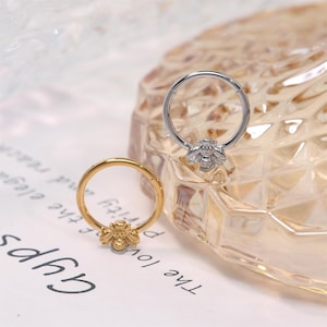 Anneau de nez 16G Piercing de septum Anneau à cliquet articulé abeille Anneau de narine Cartilage Piercing Daith Conque Rook Helix Piercing Bijoux Bijoux de nez