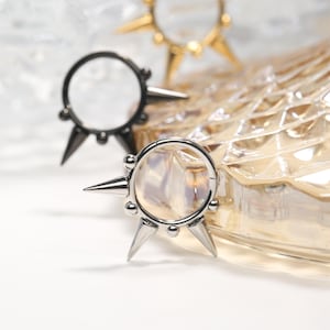 16G Spike Clicker Ring Septum Piercing Nose Ring Hinged Clicker Hoop Nostril Hoop Cartilage Daith Piercing Conch Rook Helix Piercing Jewelry