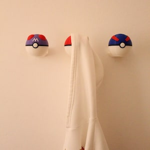 3D Printed Pokéball Wall Hook – Gaming Room Decor