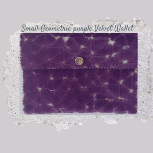 Petit portefeuille géométrique en velours violet fait main pour pièces de monnaie, cartes, clé spéciale, design chic