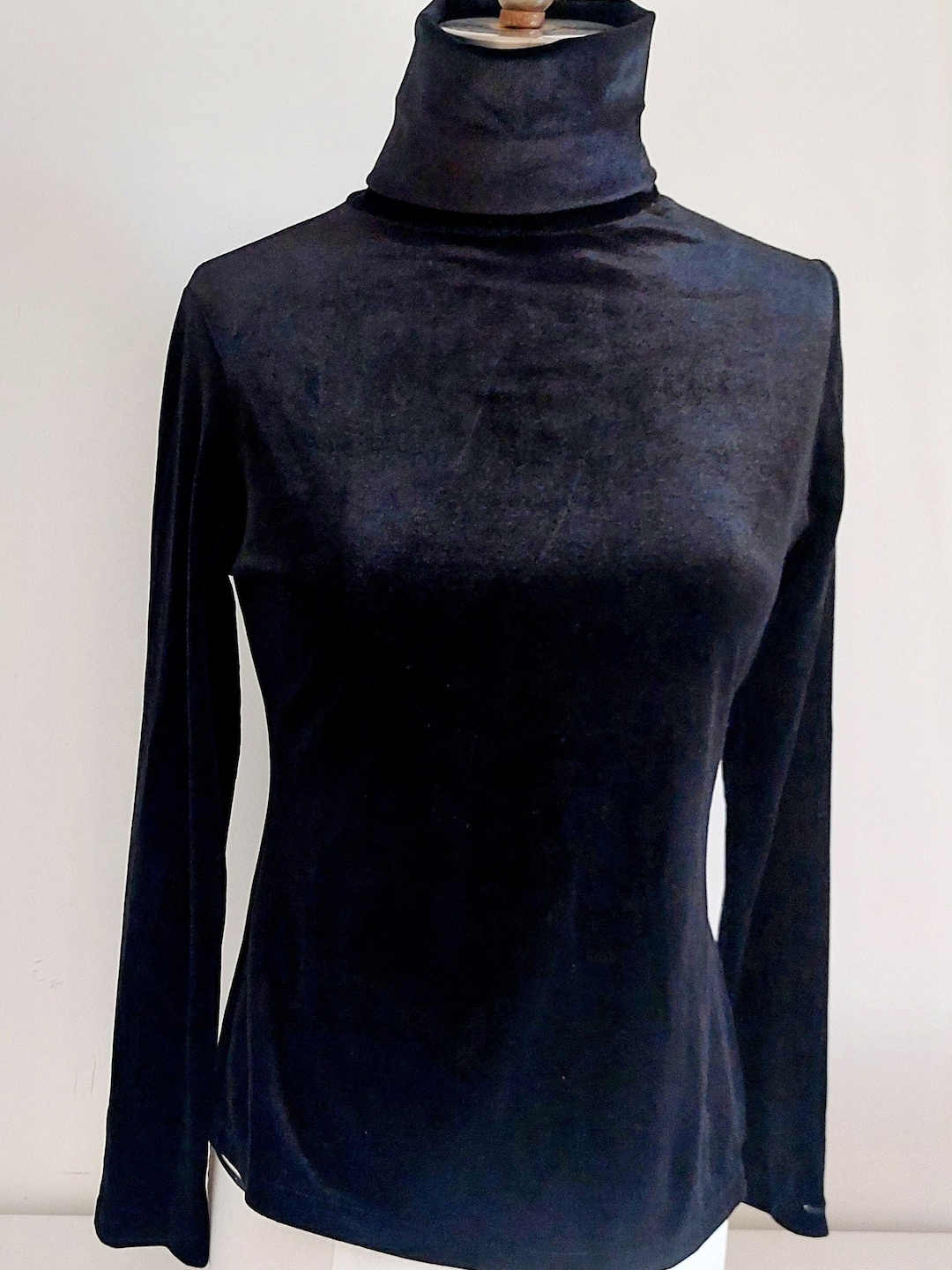 8077 Black Turtle Neck T-Shirt