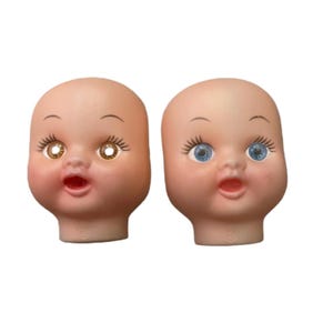 Vintage babypopgezichtje van 3 x 2 1/4 inch, kristalachtige ogen, open mond. Nieuwe oude voorraad. JIJ KIES!