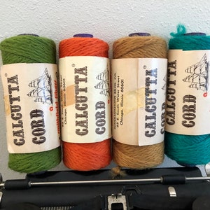 Vintage Calcutta-koord. Macramé koord haakgaren. Een Smithfield-vezelproduct. 70 meter. Jij kiest.