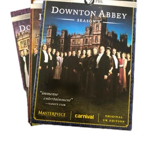 DVDs de Downton Abbey. Temporadas 1, 2 e 3. As edições originais do Reino Unido. Masterpiece Classics PBS.