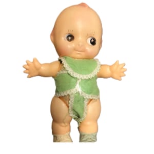 ビンテージ KEWPIE 人形。衣服、靴。中古品。
