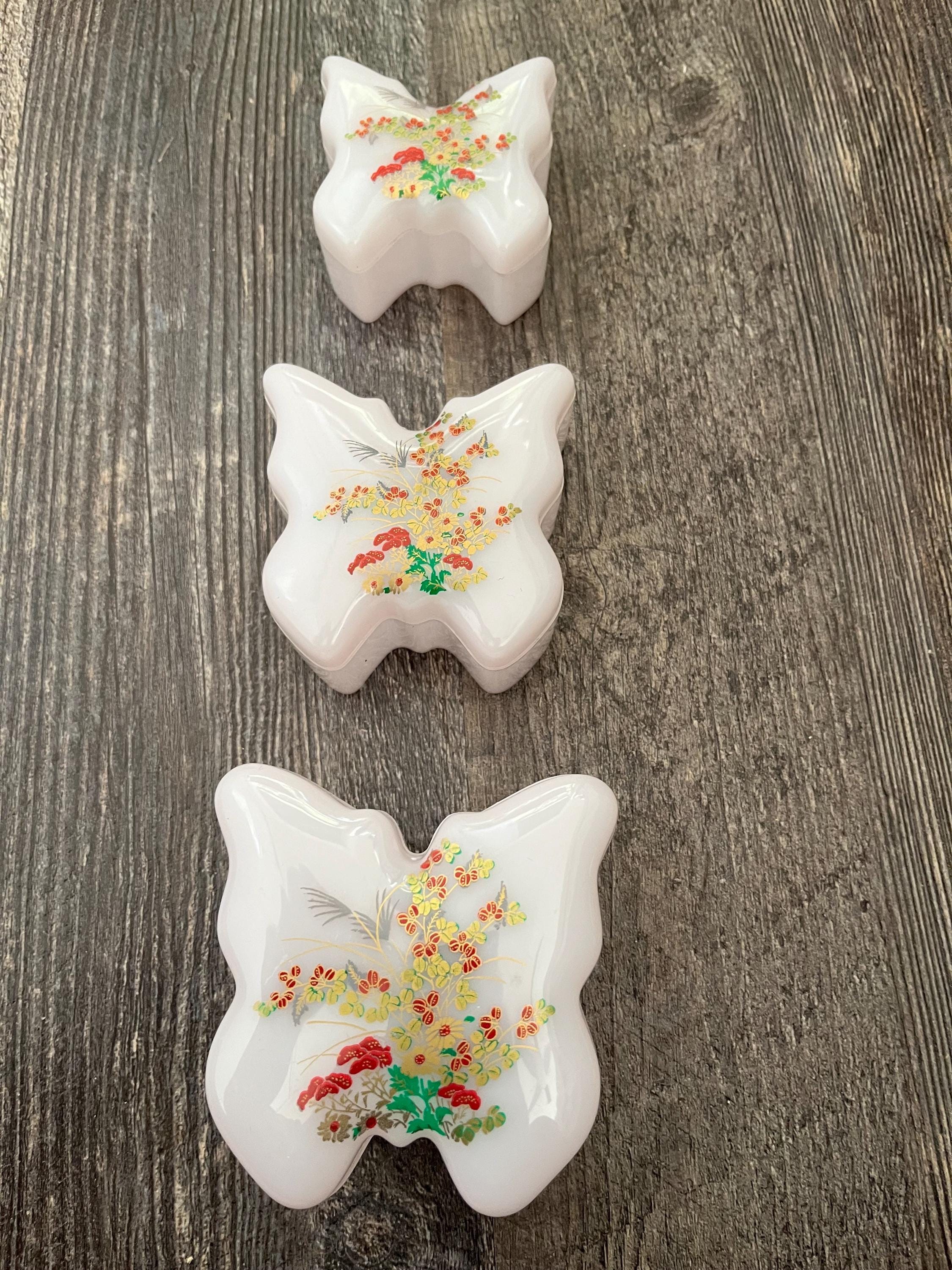 Vintage Asian Japanese Light Pink Butterfly Jewelry Boxes Plastic