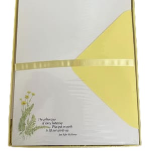 Vintage American Greetings Stationary set with box. Unopened COMPLETE set. Buttercup flowers.