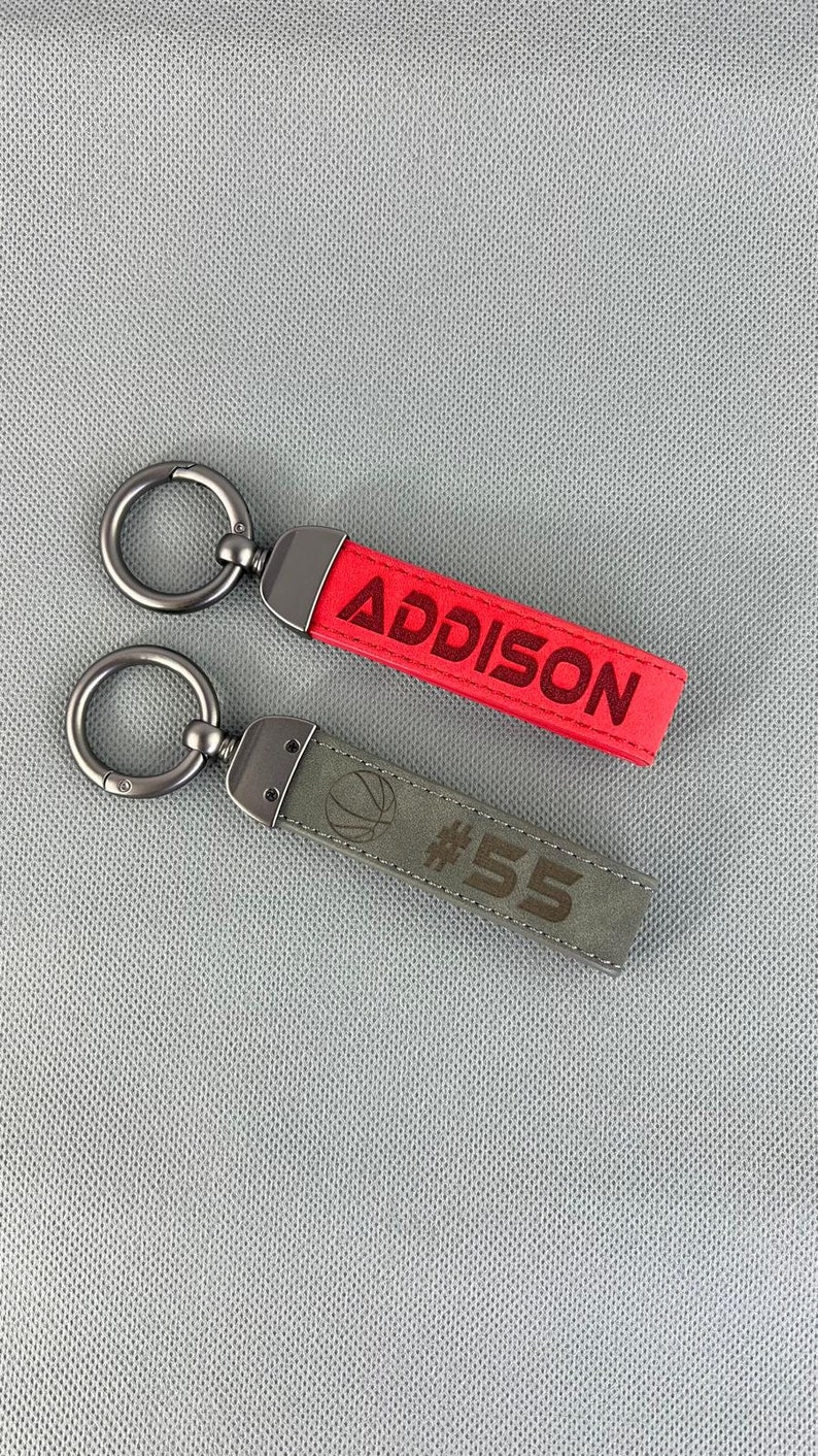 Personalized Basketball Keyring – Leather Team Logo Accessory - Etsy