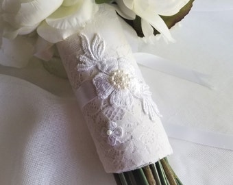 Pale Champagne and White Wedding Bridal Bouquet Stem Wrap Good Luck Four Leaf Clover Options Lace One Size Fits All Lace Pearls handcraftUSA