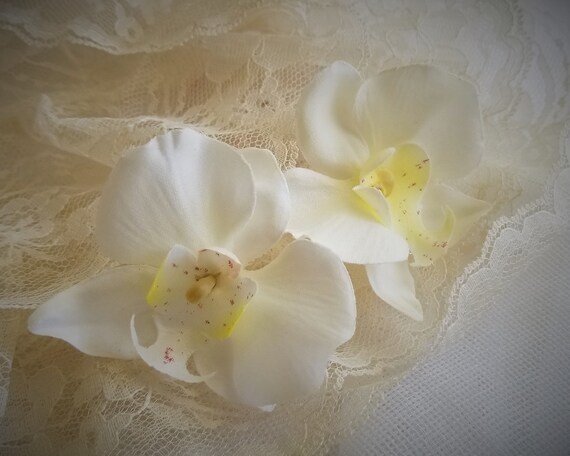 orchid hair clip