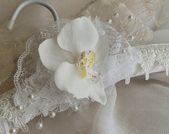 Beautiful Realistic Orchid Hydrangea Ranunculus Keepsake Wedding Gown Hanger Large Size Durable and Pretty Pearls Lace Sequins handcraftusa