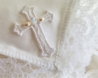 Linen and Lace Delicate Wedding Handkerchief Bouquet Wrap Heirloom Christening Communion Confirmation Gift Bride Baby shower handcraftusa