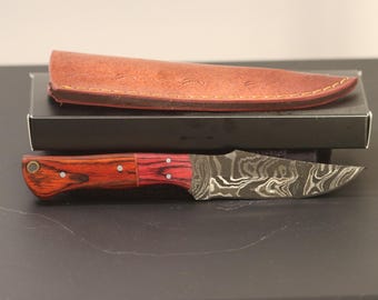 Handmade Damascus Hunting Knife, Laminated Wood Handle, Leather Sheath (8" Overall)