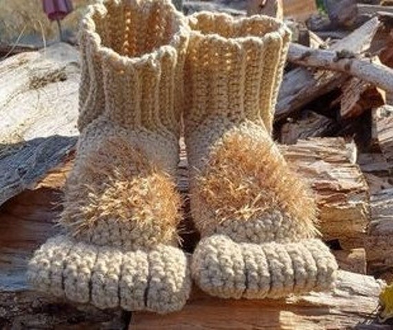 CUSTOM Hobbit-inspired Crochet Slippers - Etsy