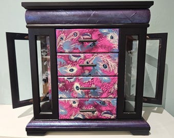 Large alternative art deco style jewellery box