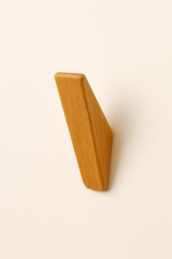 Wandhaken Eiche dreieckig | Garderobenhaken Holz | Kleiderhaken Wand | Handtuchhalter Holz | minimalistisch modern | Holz Haken Design