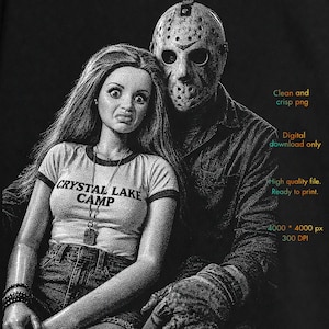 Peut inclure: Une illustration en pointill&eacute;s noir et blanc d'une poup&eacute;e aux longs cheveux portant un t-shirt Crystal Lake Camp et d'un personnage au masque de hockey. Le texte indique : Clean and crisp png, Digital download only, High quality file. Ready to print. 4000 * 4000 px 300 DPI.
