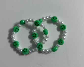 ONE PIECE green smiley handmade bracelet
