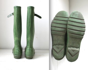 Uniroyal Century Wellies Vintage 1960s Green Women Size Hunter