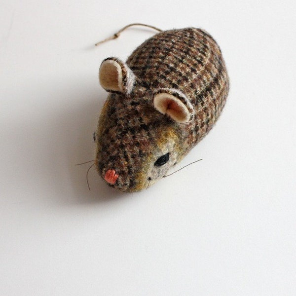 Pocket Mouse - Library Plaid