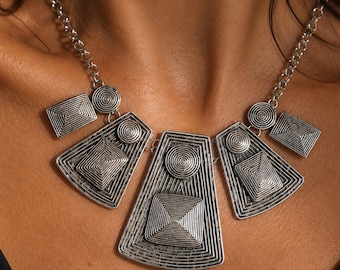 Statement Silver Pendant Necklace: Geometrical Design Jewelry