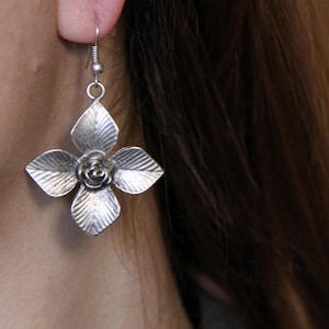 Handmade Silver Flower Earrings: Boho Chic Statement Jewelry