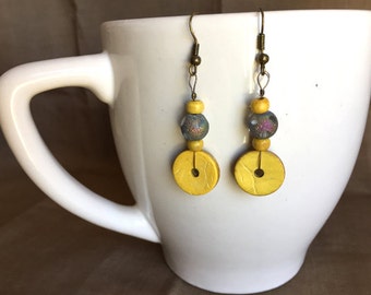 Polynesian Sunshine... Extreme Decaf Earrings .. FREE U.S. SHIPPING