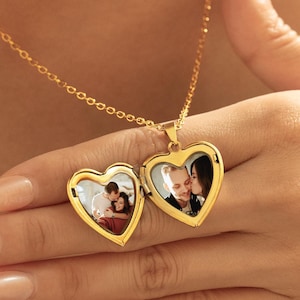 Heart Locket Necklace with Photo, Custom Photo Locket with Text, Photo Necklace, Memorial Gift, Gift for Mom, Jewelry Keepsake, Pet Mom Gift