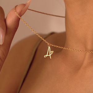 Collar con inicial personalizada y corazón pequeño, collar con dije de letra personalizado, collar con inicial de oro, collares para mujer, regalo de dama de honor