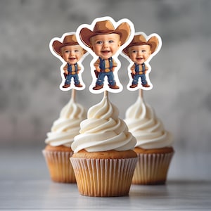 I miei primi topper per cupcake rodeo, topper per cupcake cowboy personalizzati, festa a tema western personalizzata, adesivi personalizzati per il viso, download PDF istantaneo