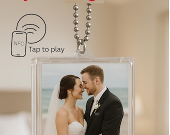 Personalized Photos, Music Lovers Keychain, Custom Mini Album CD Keychain with Photos & Spotify Song gifts Custom NFC Mini Album CD Keychain