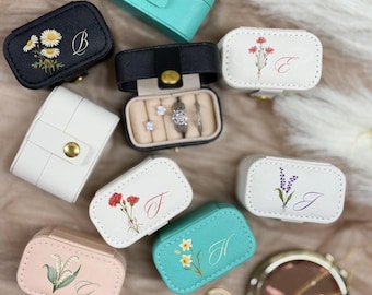 Personalized Jewelry Travel Case with Name, Gift For Bridesmaid, Travel Jewelry Box, Wedding Bridesmaid Gift Bride Gift, Small Ring holder