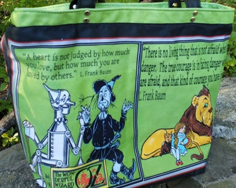 Vintage Wizard of OZ  Tote.  Free Shipping