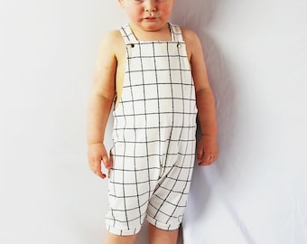 Organic overall romper in grid print // baby romper // toddler romper // baby overalls // organic toddler clothes // baby clothes