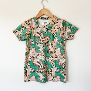 organic kids t-shirt // alligator top  // Kids clothing / toddler clothes / graphic tee // baby clothing / organic kids clothes