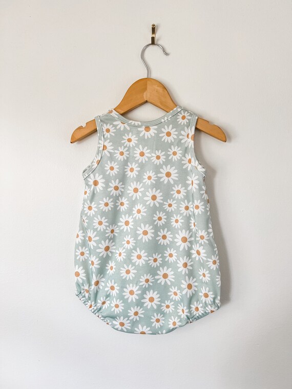 Daisy baby clothes sale