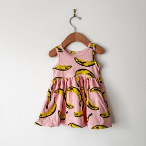Vestido de plátano para niñas // Vestido orgánico para bebés // Vestido de plátano rosa // Ropa para niñas // Vestido para niñas // Ropa para niños // Vestido orgánico para bebés