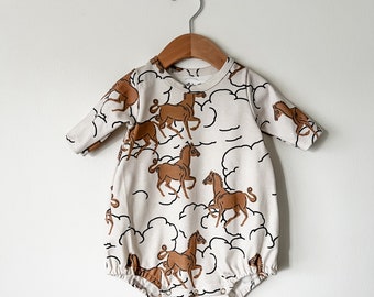 Horse bubble romper / baby clothes / Organic baby onesie /  baby bodysuit  / playsuit / organic baby clothes / toddler outfit