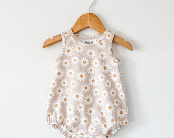 Pagliaccetto per bambini Daisy // Vestiti biologici per bambini // abbigliamento per bambini / tutina per bambini / bambini alla moda lenta / pagliaccetto a bolle / vestiti estivi per bambini